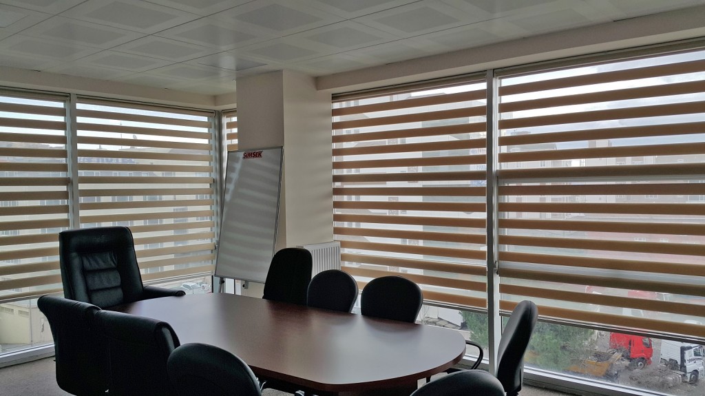 zebra perde kartal